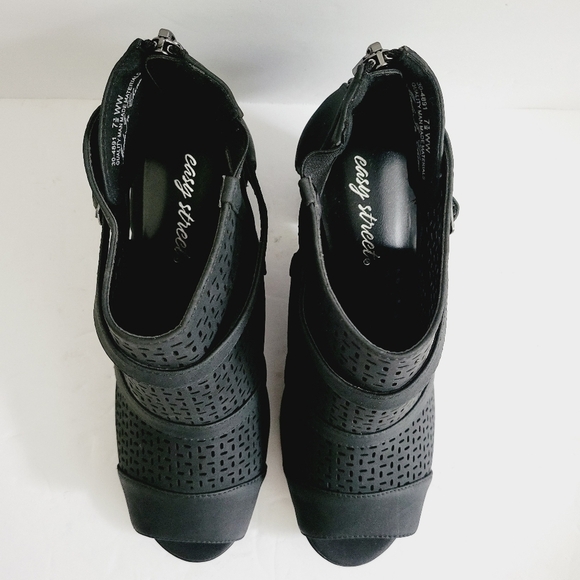 New Easy Street Carrigan Open Toe Bootie Black Size 7,5 - Picture 4 of 8